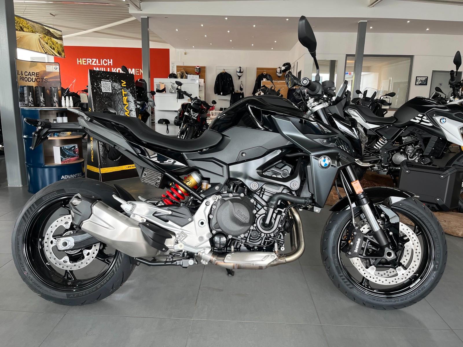 BMW F900R