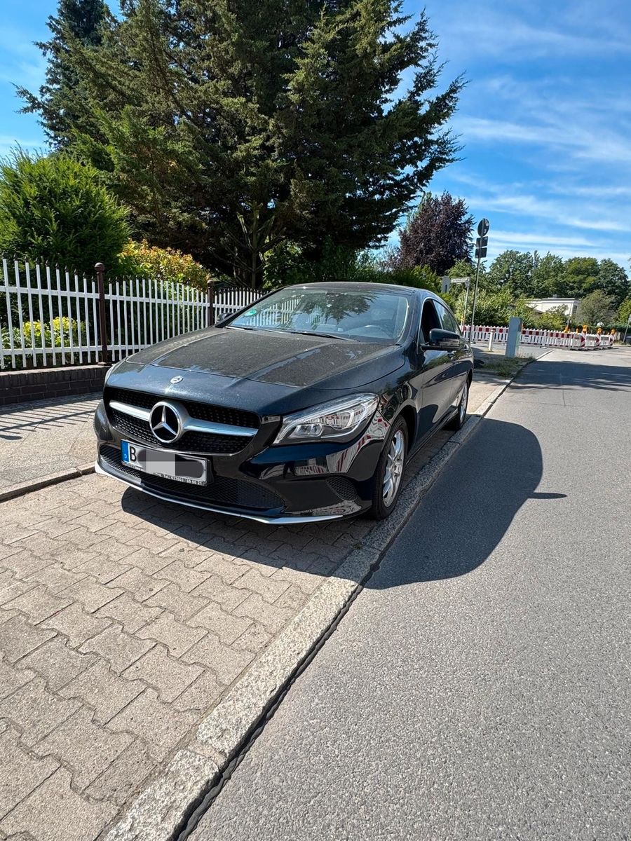 MERCEDES-BENZ CLA 220 Shooting Brake CLA 220 d DCT Shoot. ...