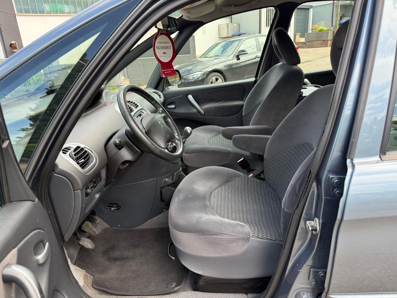Citroën Xsara Picasso 1.6 16V Confort*KLIMAAUT.*1-HA*AHK