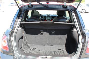 Fahrzeugabbildung MINI Mini John Cooper Works Leder Navi Pano