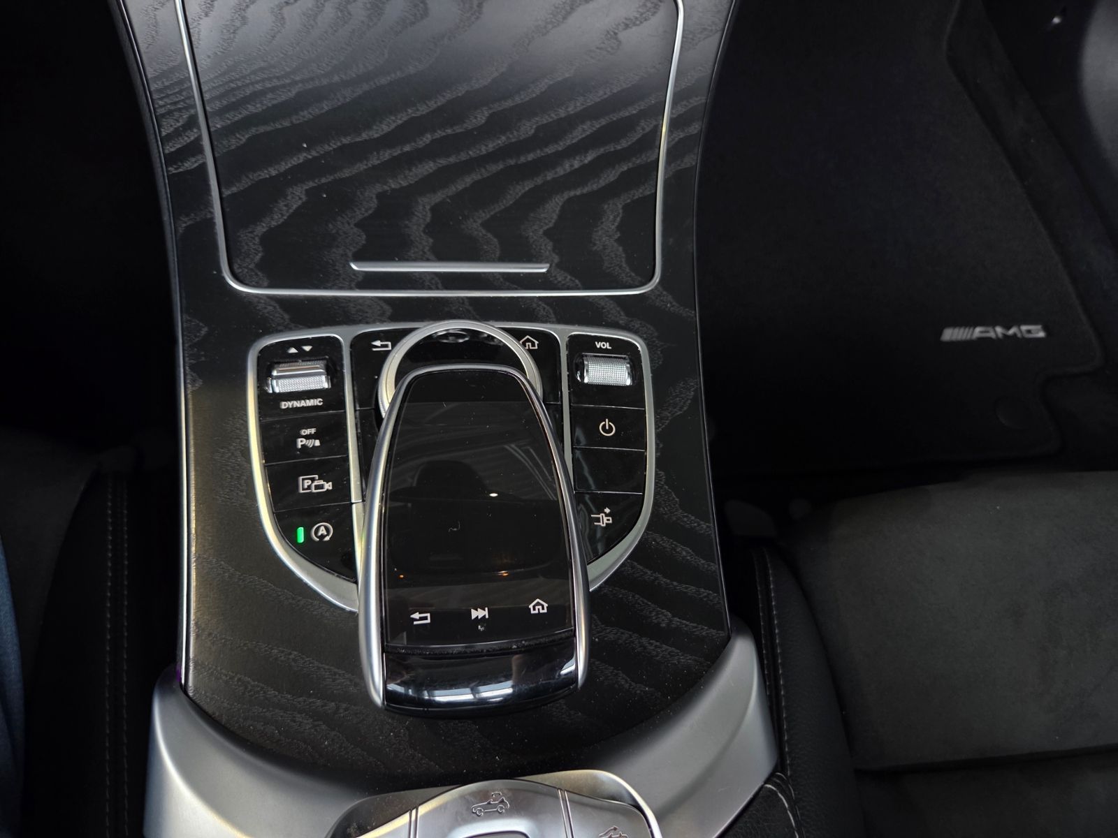 Fahrzeugabbildung Mercedes-Benz C 200 Cabrio AMG LINE NIGHT LED NAV RFK SHZ