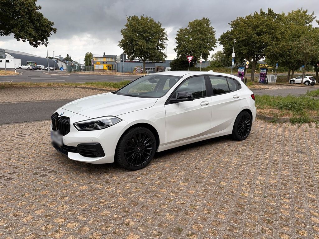 Image of BMW 118