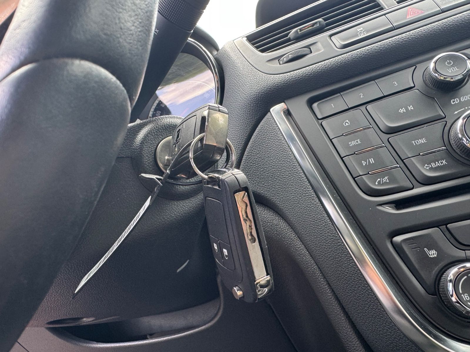 Fahrzeugabbildung Opel Mokka Color Innovation ecoFlex*Xenon*Leder*8Fach