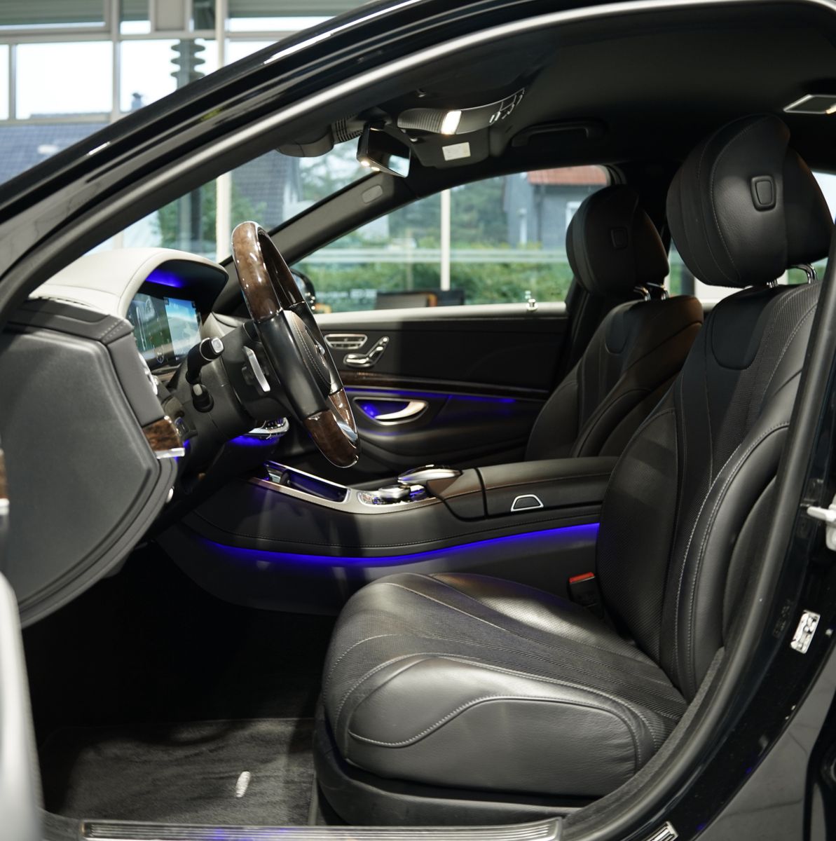 Mercedes Benz S 560