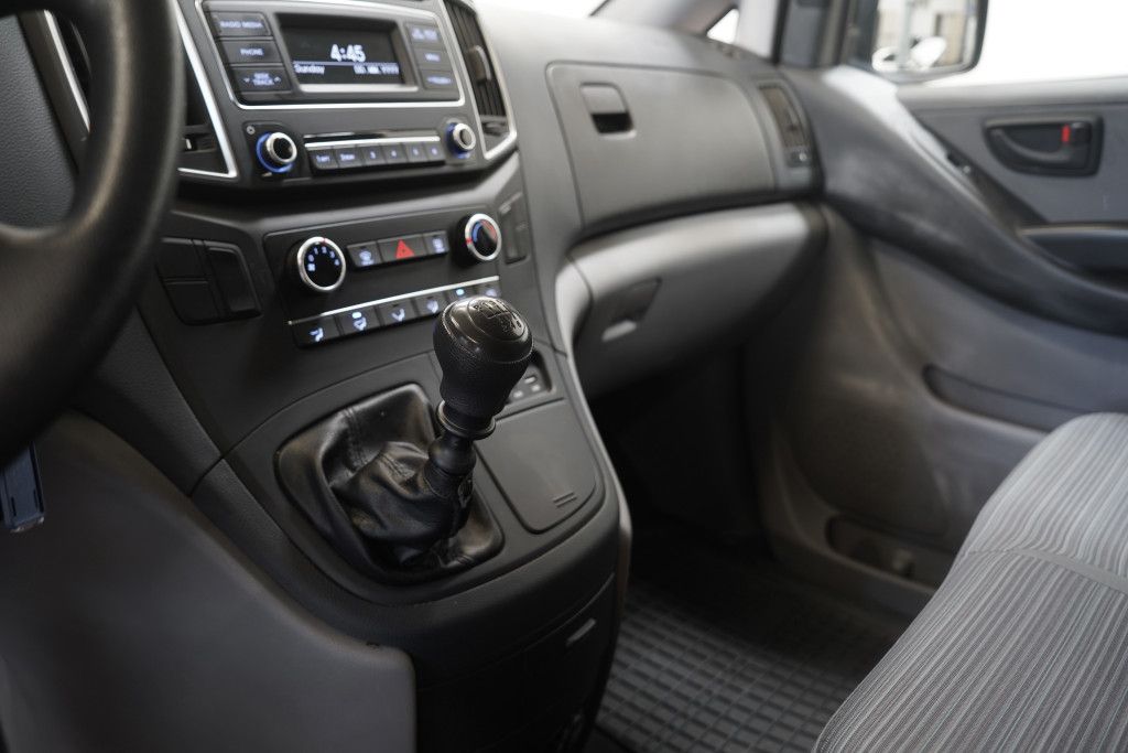 Hyundai H 1