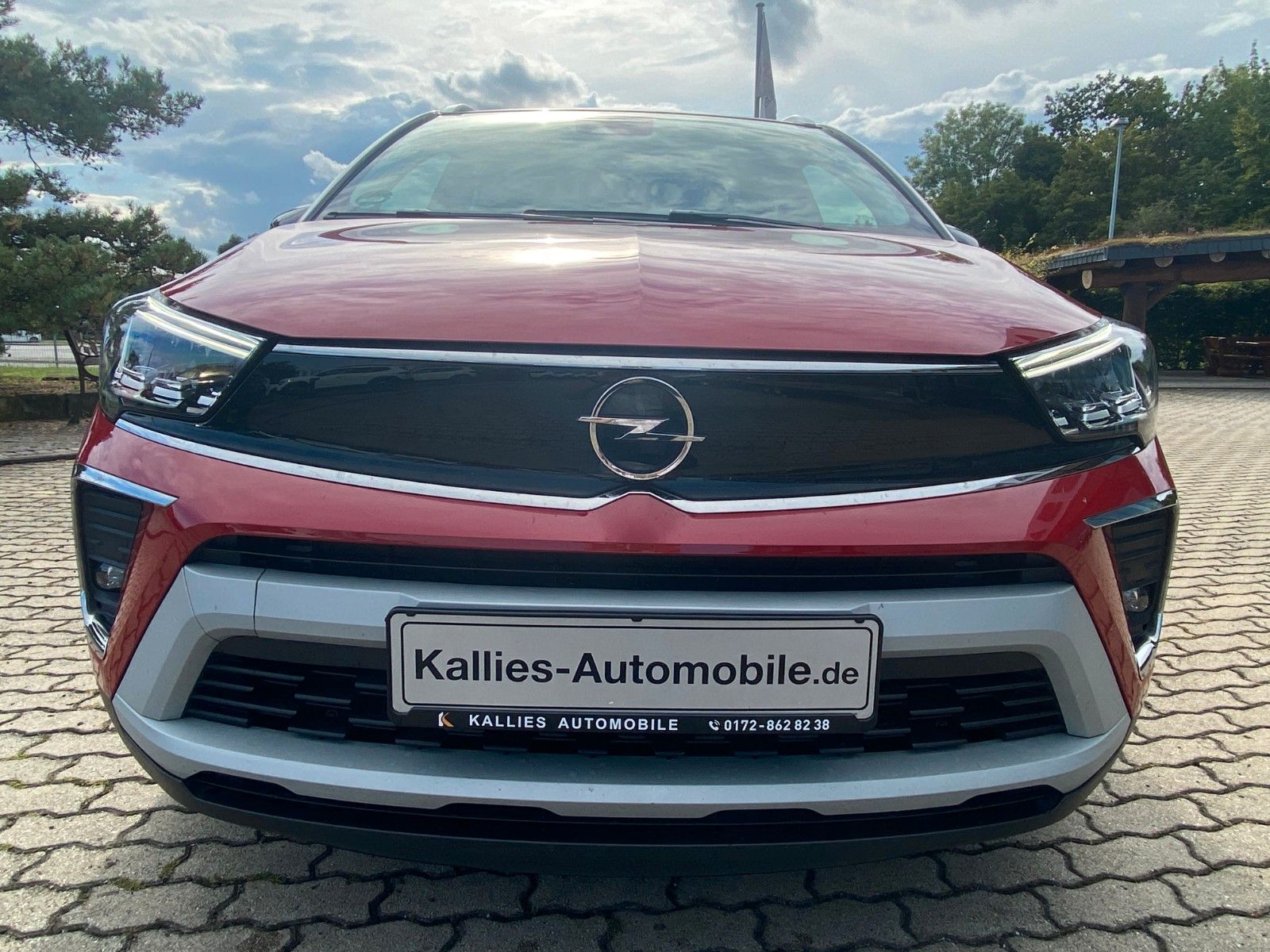 Fahrzeugabbildung Opel Crossland Elegance Klimaaut. Kamera PDC
