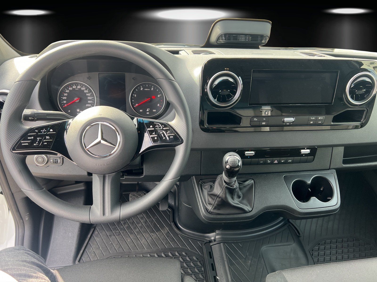 Fahrzeugabbildung Mercedes-Benz Sprinter 315 CDI Kasten PRO Hochdach Standard