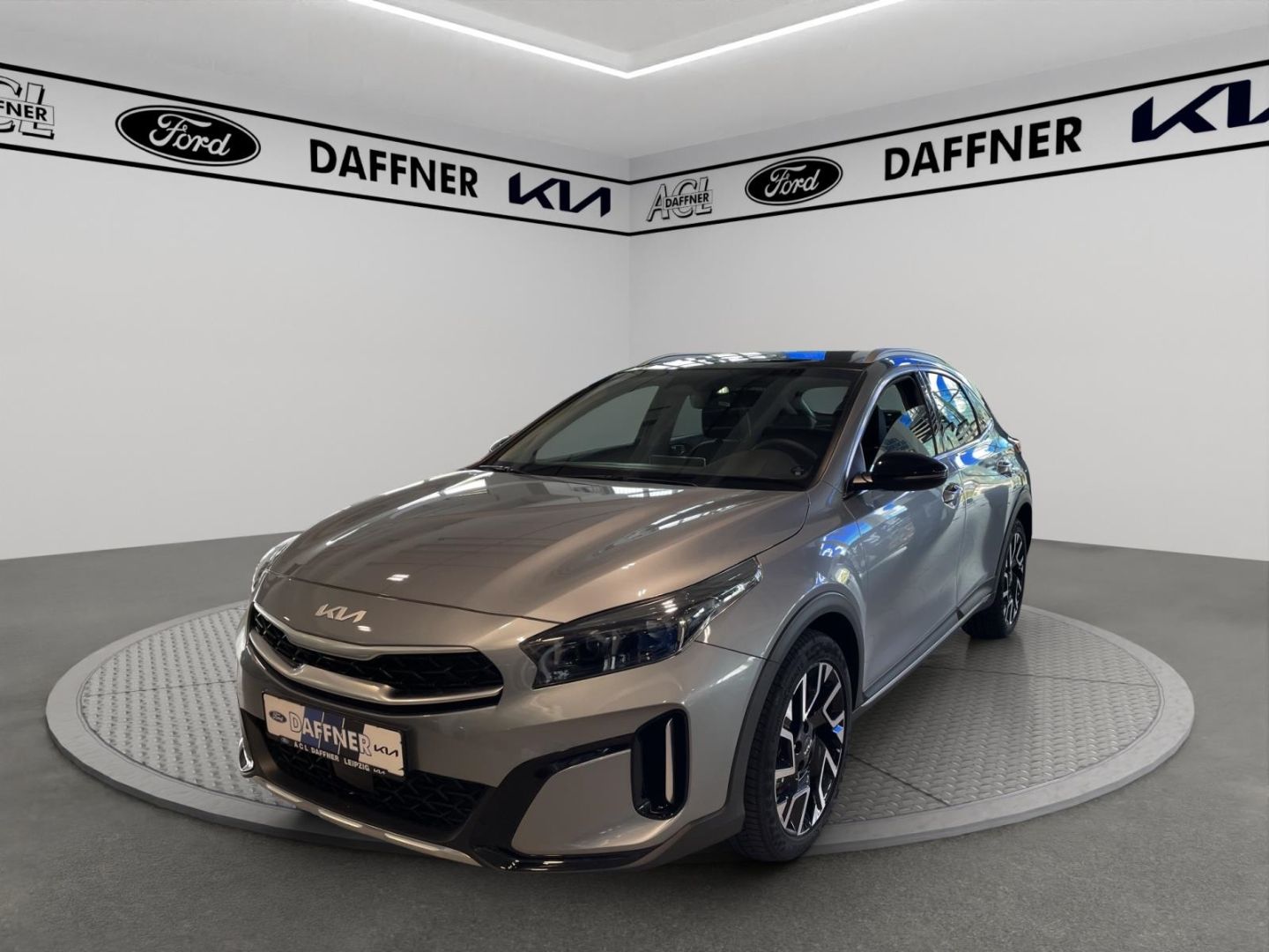 Fahrzeugabbildung Kia XCeed Spirit 1.5 totWinkelASS SpurhalteASS DAB