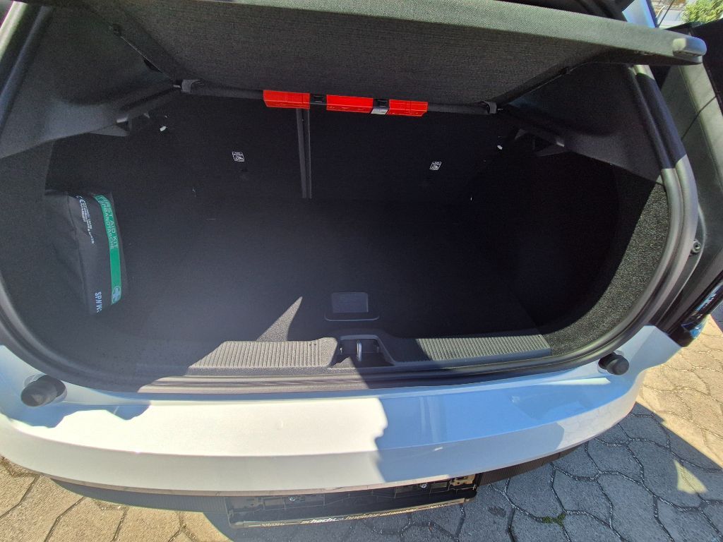 Fahrzeugabbildung Volvo EX30 Cross Country Twin Motor Perform. Ultra