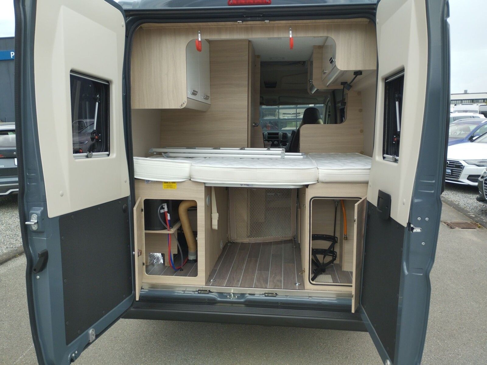 Fahrzeugabbildung Forster Vantasy 541 HB