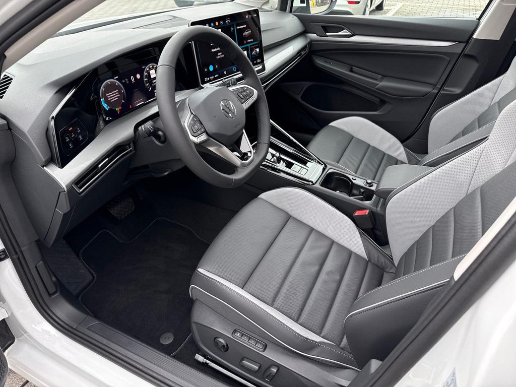 Volkswagen Golf 10