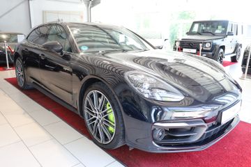 Porsche Panamera - 8