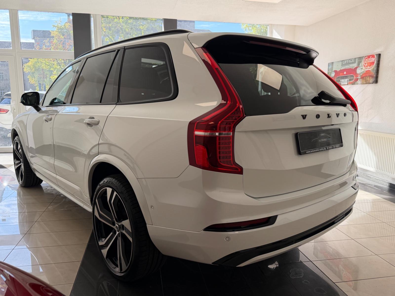 Volvo XC90 Plus Dark AWD 7.Sitze, PANORAMA