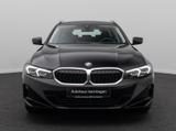 BMW 318i GeschwindigReg HUD DAB Kamera LED Sport - BMW 318 in Bonn