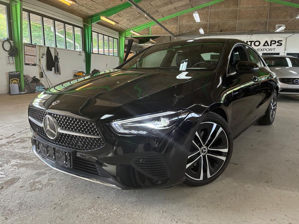 Image of Mercedes-Benz CLA 200