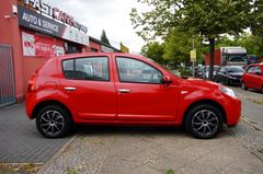 Fahrzeugabbildung Dacia Sandero Laureate 1,6L Bluetoth 1.Hand TOP