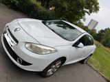 Renault Fluence Dynamique 2.0 16V 140 Dynamique - Renault Fluence: Limousine