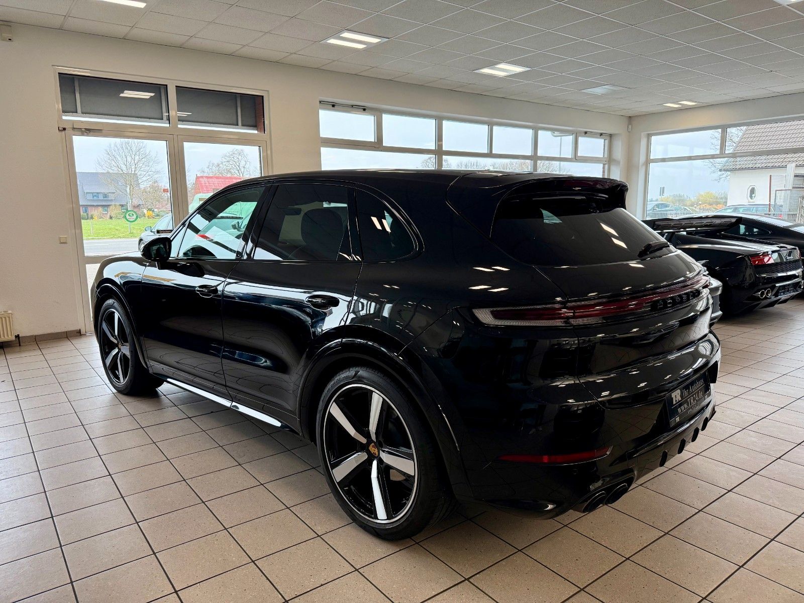 Porsche Cayenne SportDesign/Luftfederung/ACC/HUD/22Zoll foto 3