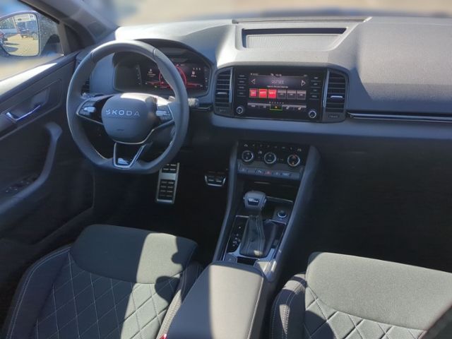 Fahrzeugabbildung SKODA Karoq 1.5 TSI DSG Sportline AHK NAVI LED MATRIX