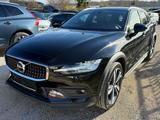 Volvo V60 Cross Country Plus AWD,I-Hand, 24950€Netto - Volvo V60 Gebrauchtwagen in Stuttgart