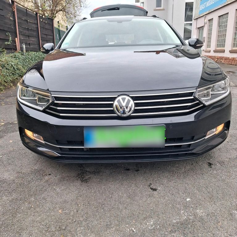 Image of Volkswagen Passat