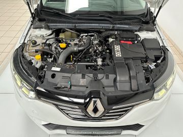 Fahrzeugabbildung Renault Megane IV Lim.BOSE-Edition Massag Kam Navi Touch