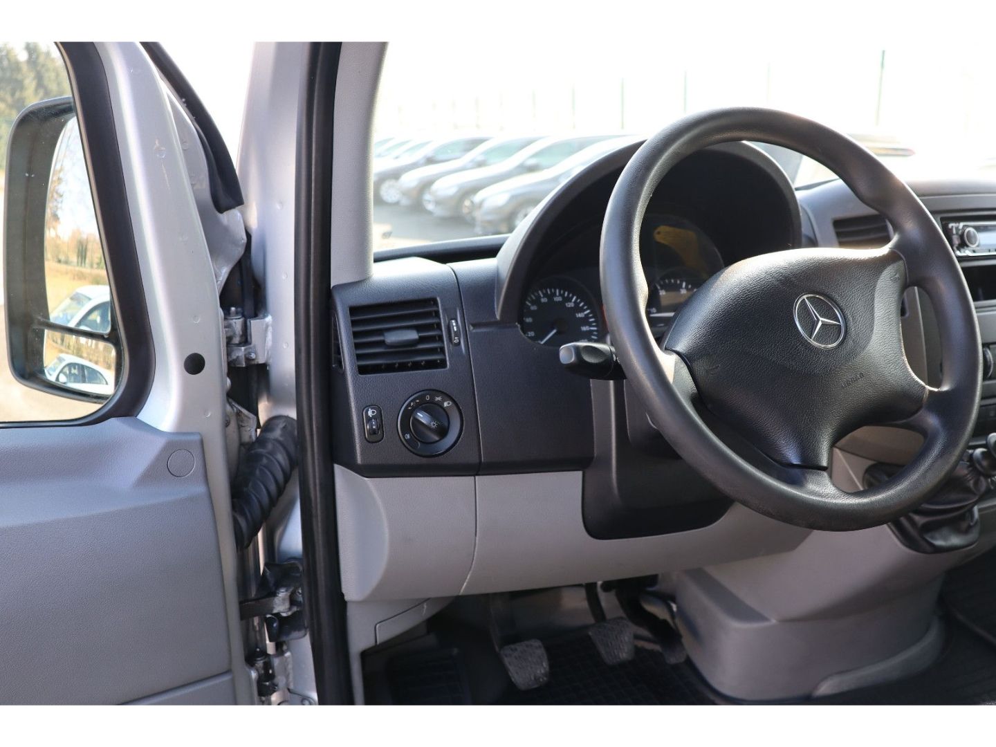 Fahrzeugabbildung Mercedes-Benz Sprinter 313 CDI II Kasten AHK 3-Sitzer
