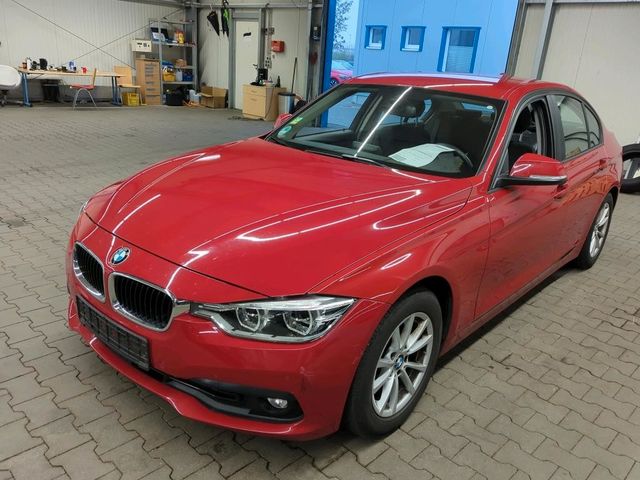 BMW 320 d T AUT LED NAVI SPORTSITZE MFL SHZ TP PDC