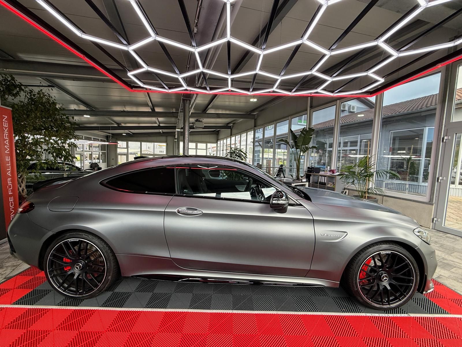 MERCEDES-BENZ C 63S AMG V8, AMG Track Pack, AMG Perf.Insp.Neu!