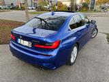 BMW 330d - M Sportpaket  *LASER + PANO + INDIVIDUAL* - BMW 330 mit Diesel-Antrieb: Limousine, Automatik