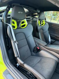 صورة 8 لـ 2021 Porsche CAYMAN