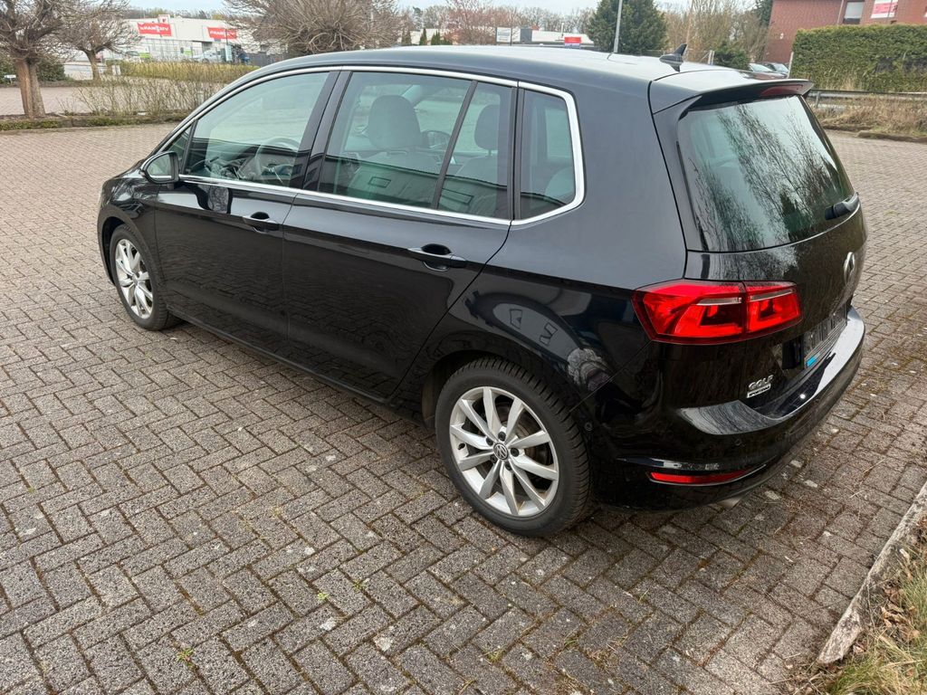 Image of Volkswagen Golf Sportsvan