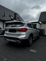 BMW X1 xDrive20i Advantage Steptronic Advantage - BMW X1 aus 2019