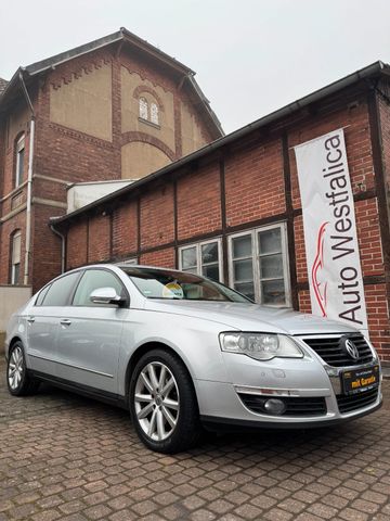 Volkswagen Passat Sportline 2.0*Navi*Xenon*Top Zustand*PDC*