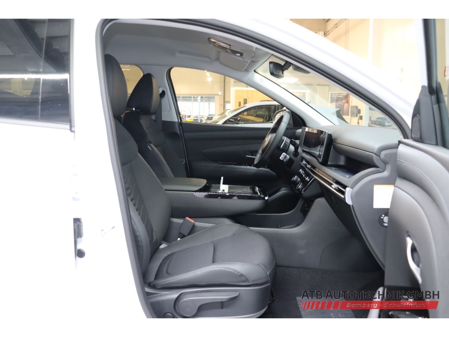 Fahrzeugabbildung Hyundai Tucson MY25 Trend 1.6 T-GDi Hybrid A/T