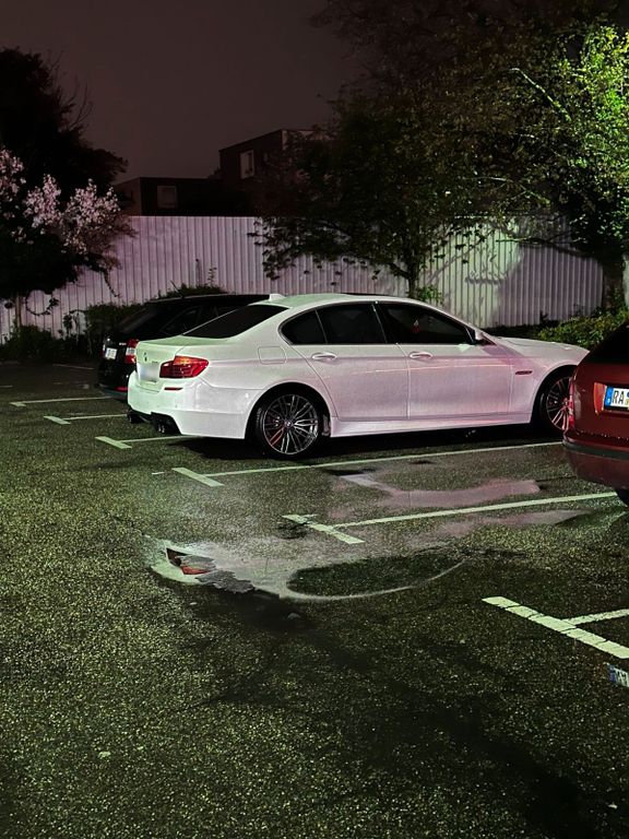 Image of BMW 528