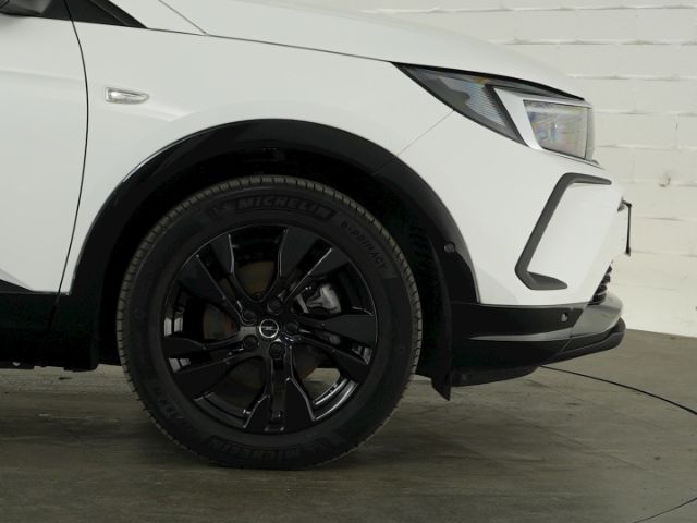 Grandland GS HYBRID eDCT+LED+NAVI+360 GRAD KAMER