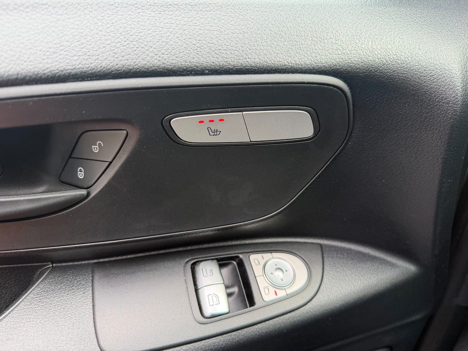 Fahrzeugabbildung Mercedes-Benz Vito 116 CDI 9G Extral Klima Kamera LED