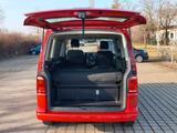 Volkswagen T6 Multivan - rote Volkswagen T6 Multivan