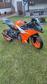 KTM RC 125 | Akrapovic - SPORTTOURER VON 81 BIS 125 CCM