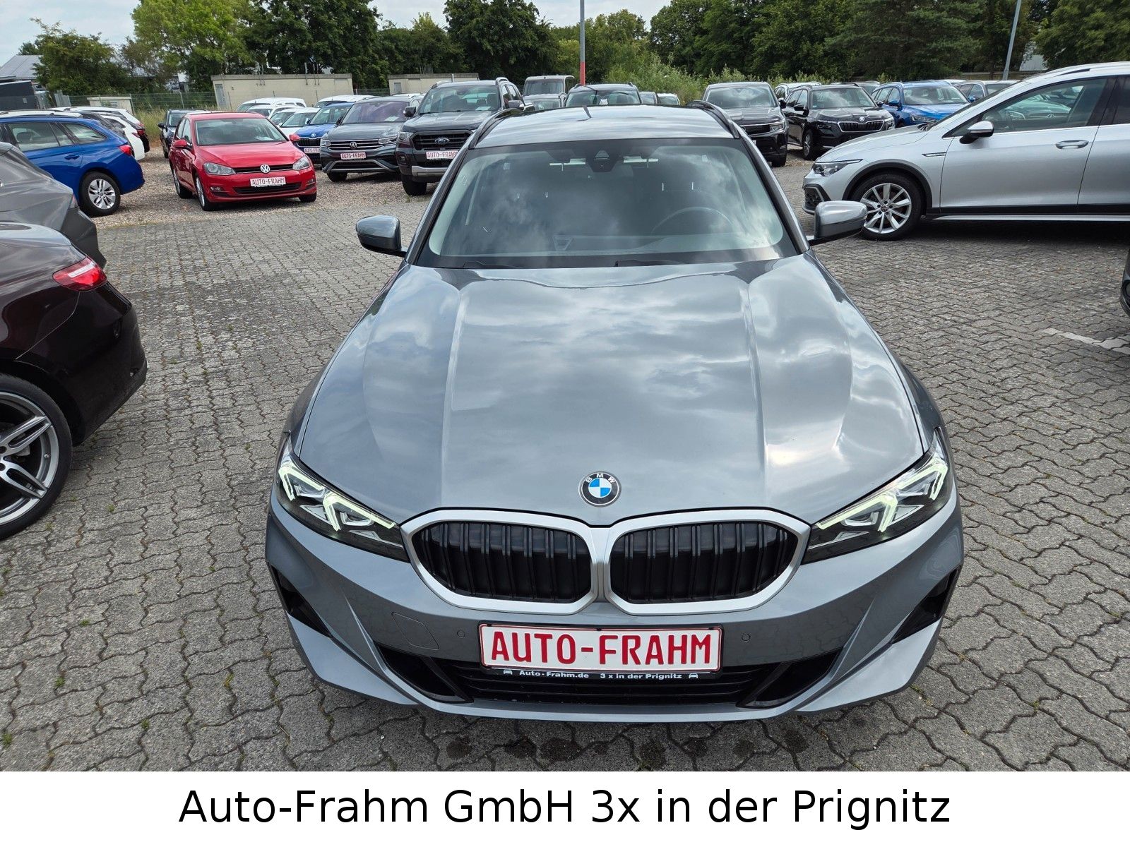 BMW 320 3 Touring 320 d xDrive LED NAVI foto 11
