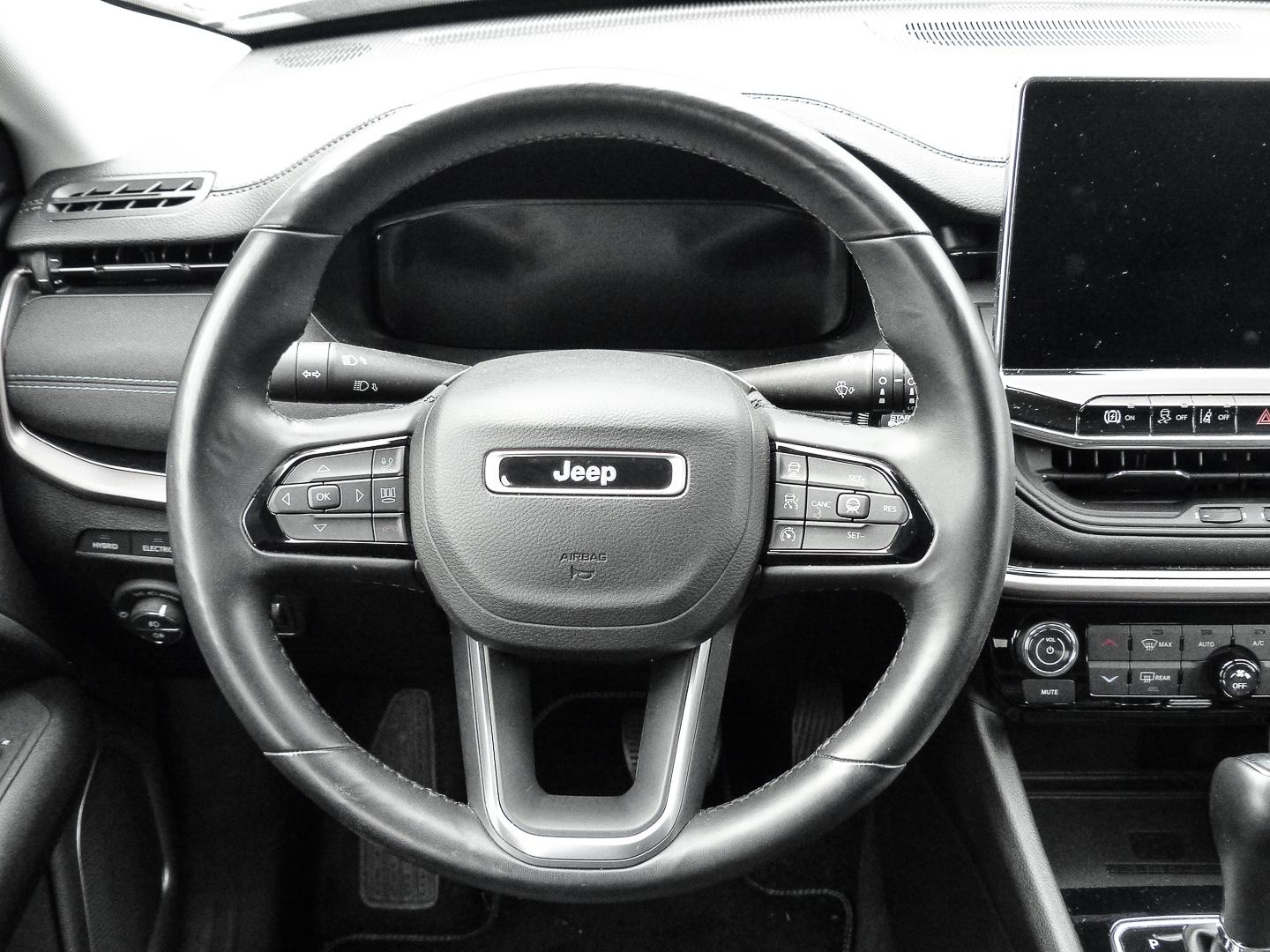Jeep Compass Upland Plug-In Hybrid 4WD LED ACC Apple 