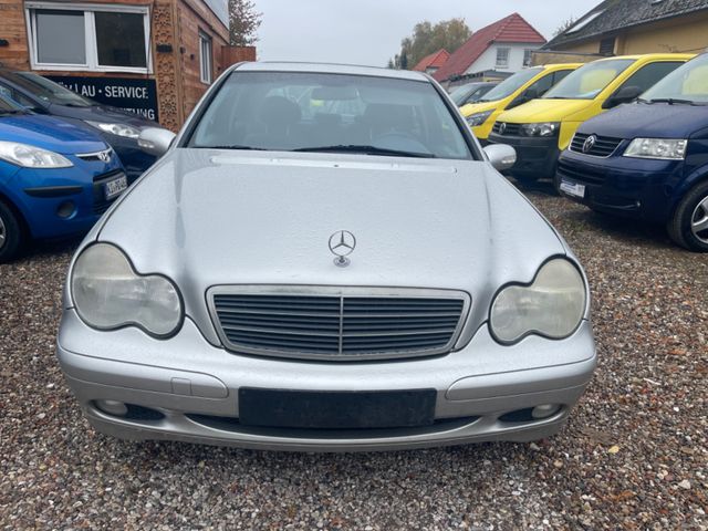 Mercedes-Benz C 180 CLASSIC LIMOUSINE