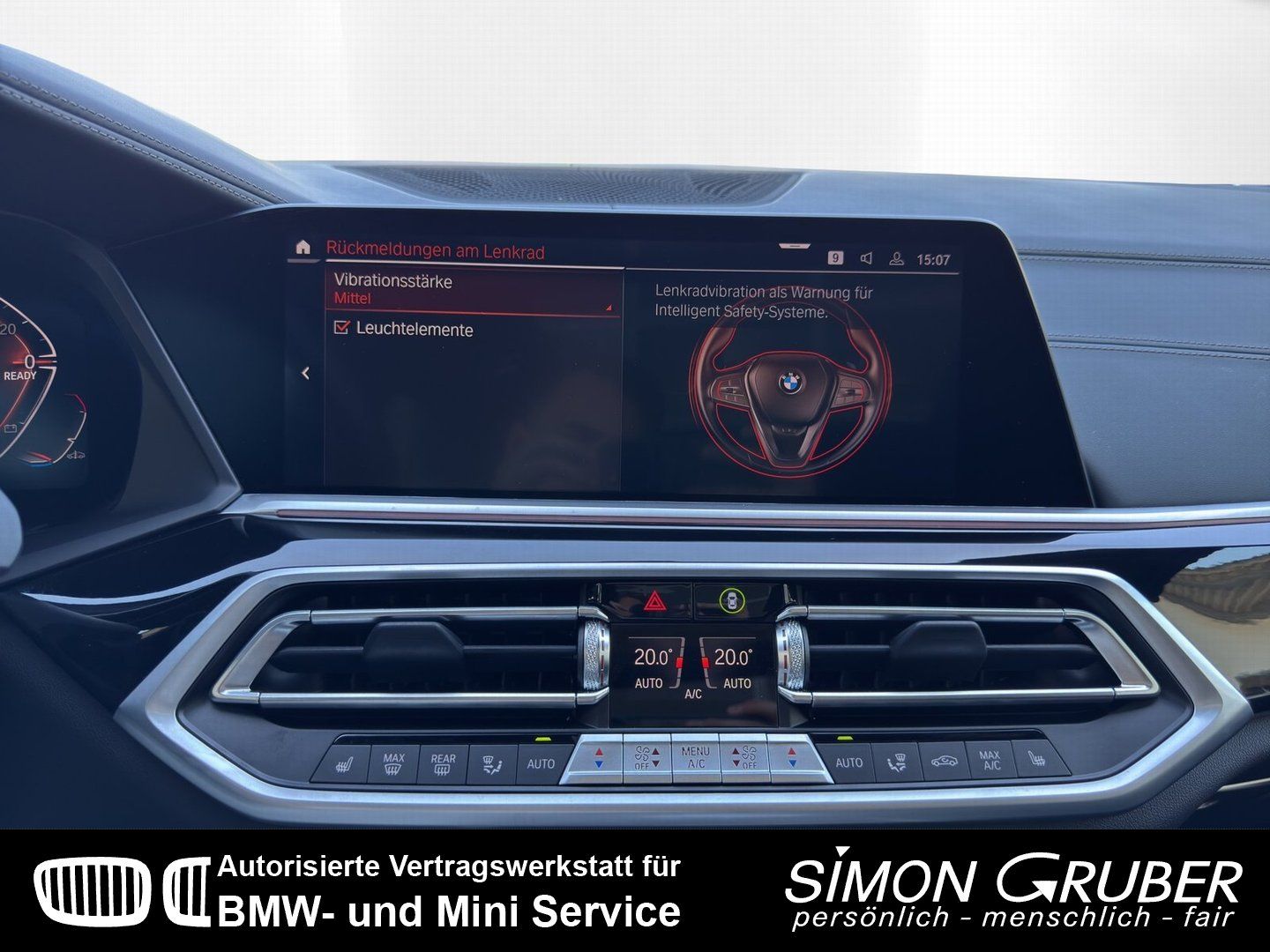 Fahrzeugabbildung BMW X5 xDrive 40d M Sport Pano Stop&GO FondEntertain