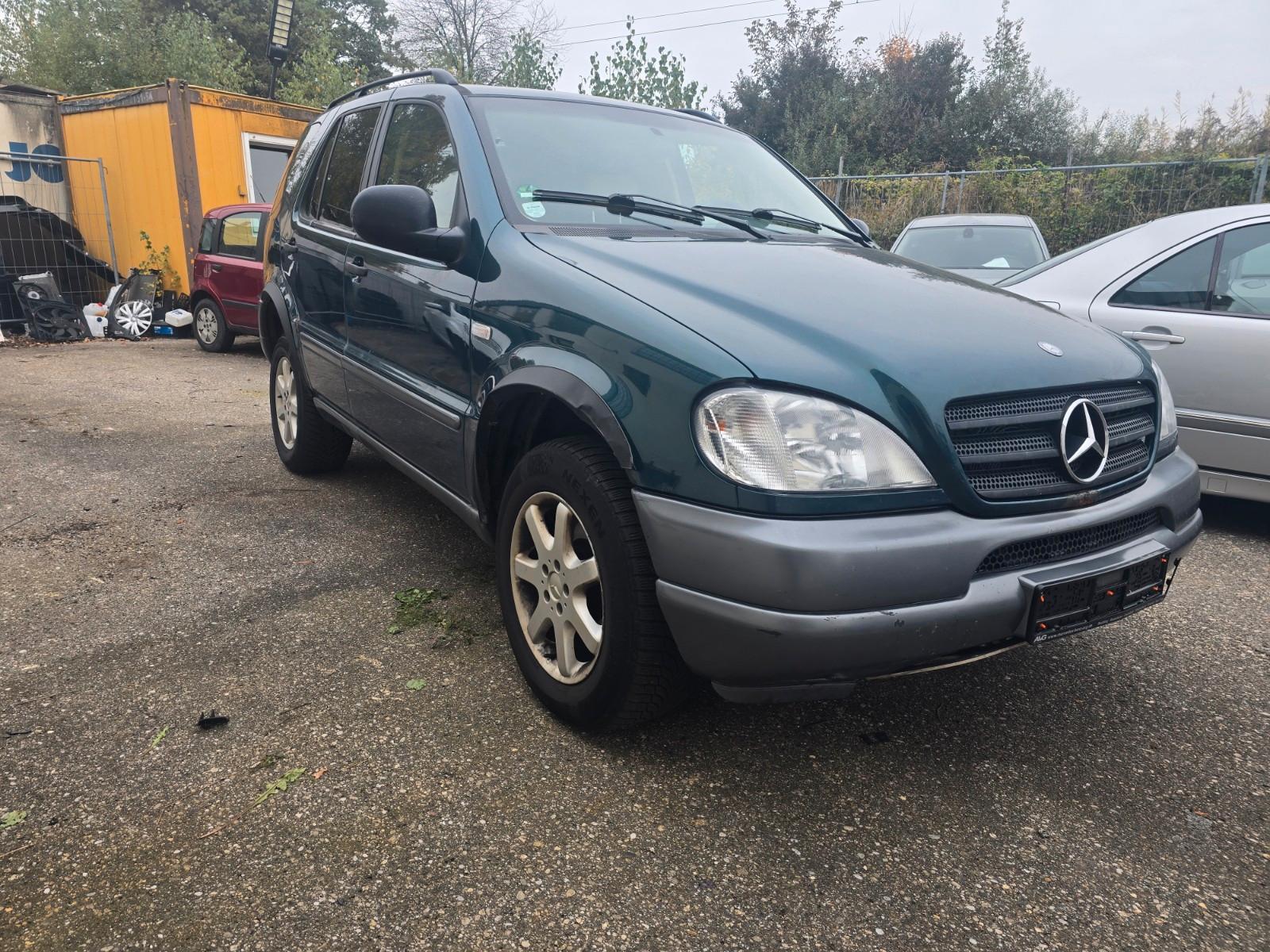 Mercedes-Benz ML 320