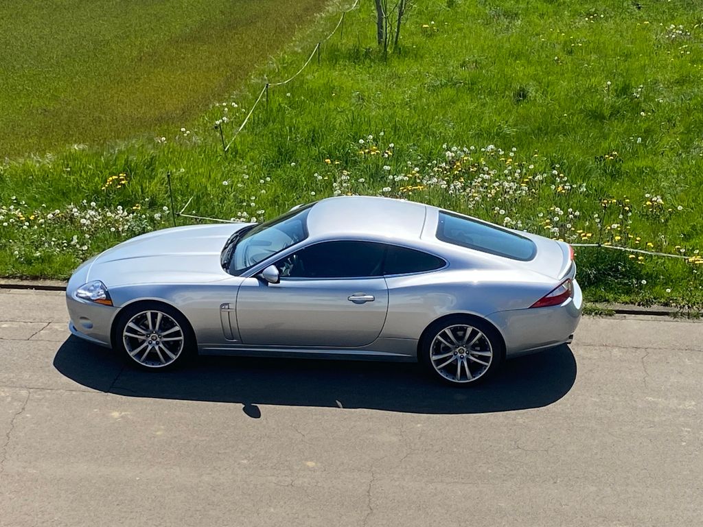 Jaguar XK8