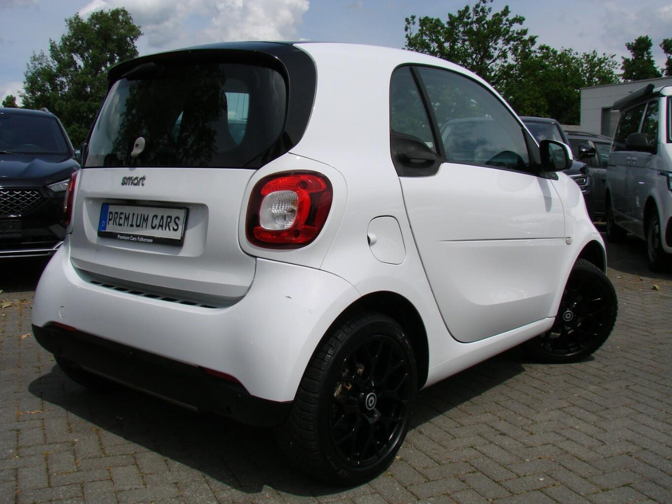 Smart ForTwo Prime Pano Leder Tempomat Cool & Media-Pa