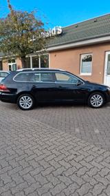 Volkswagen Golf 1.6 TDI BMotion Tech Style Variant Styl... - Volkswagen Golf aus 2011: Kombi