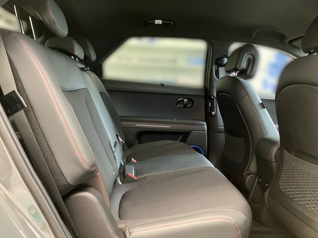 Fahrzeugabbildung Hyundai IONIQ 5 2WD 84kWh N-Line X 4xSHZ AUT Akustikglas