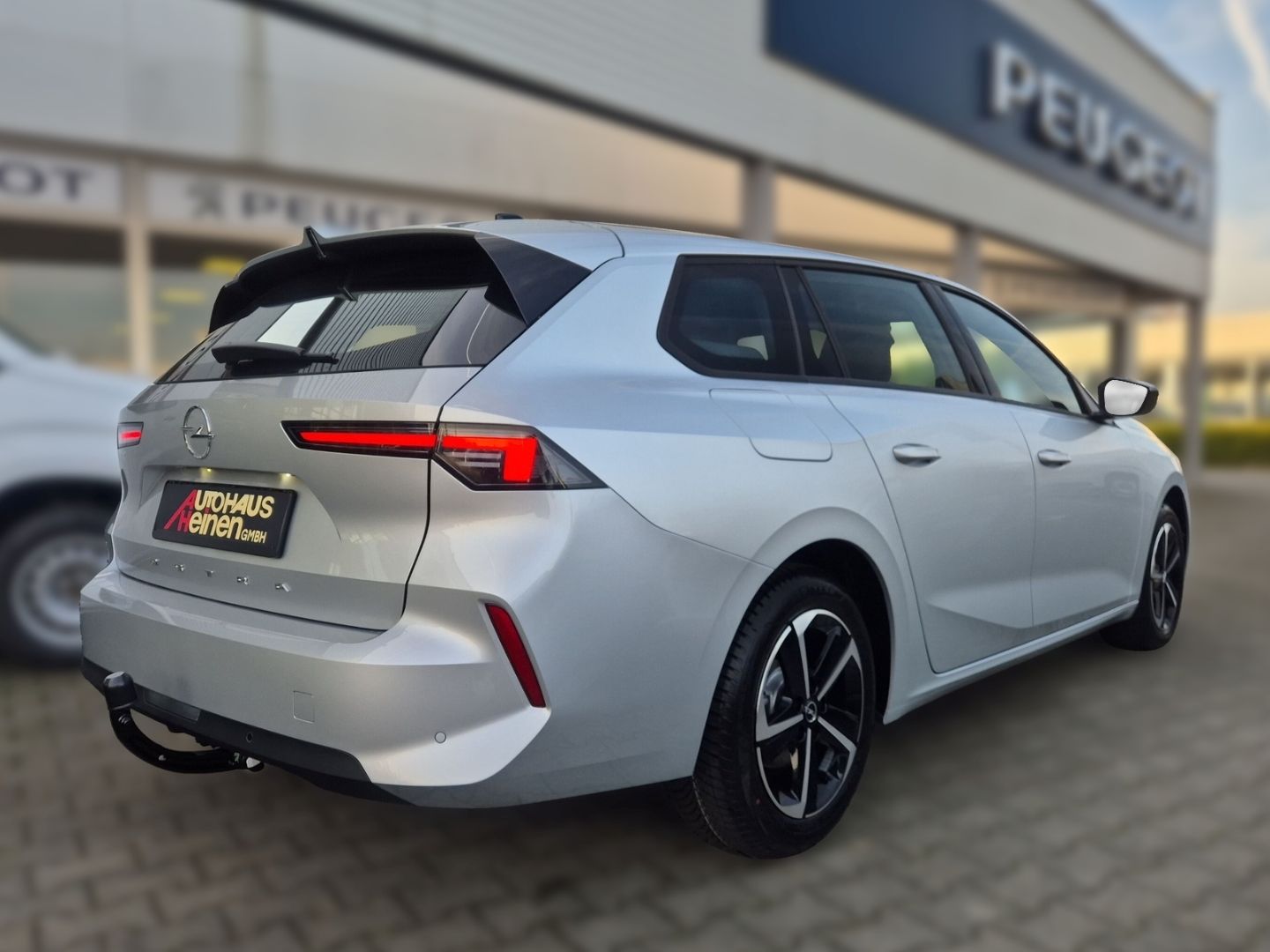 Fahrzeugabbildung Opel Astra 1.5 D EU6e L Sports Tourer Edition LED App